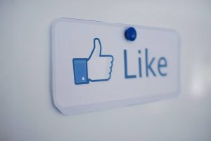 Facebook like - Successful Blog