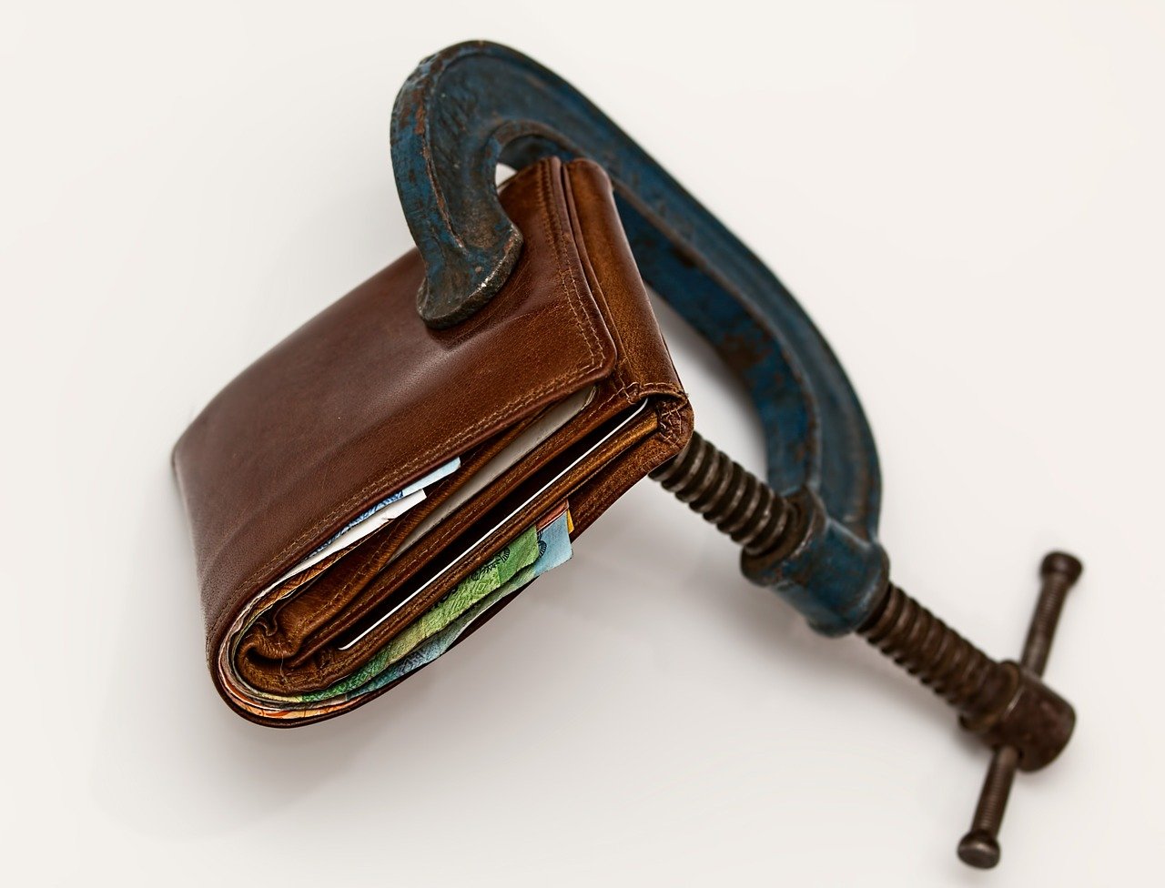 Wallet with C-Clamp Tool